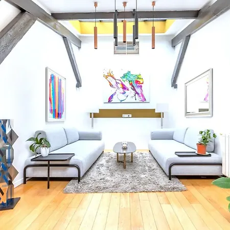 Eifel Househ1 Bed & Breakfast Parigi