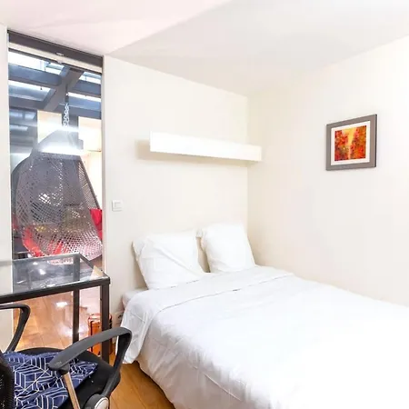 Bed & Breakfast Eifel Househ1 Parigi