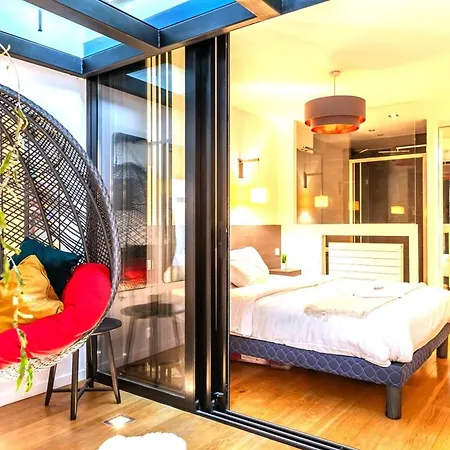 Eifel Househ1 * Parigi
